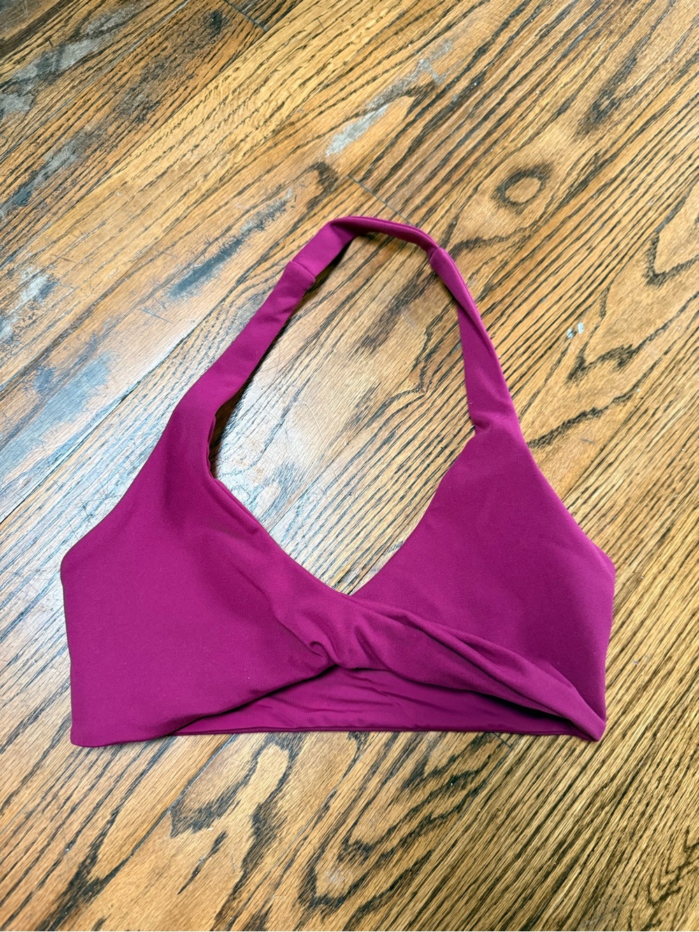 White Fox Active Magenta Twist Front Halter Sports Bra XS